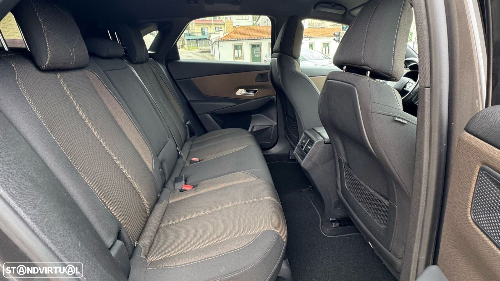 DS DS7 Crossback 1.5 BlueHDi Be Chic EAT8 - 20