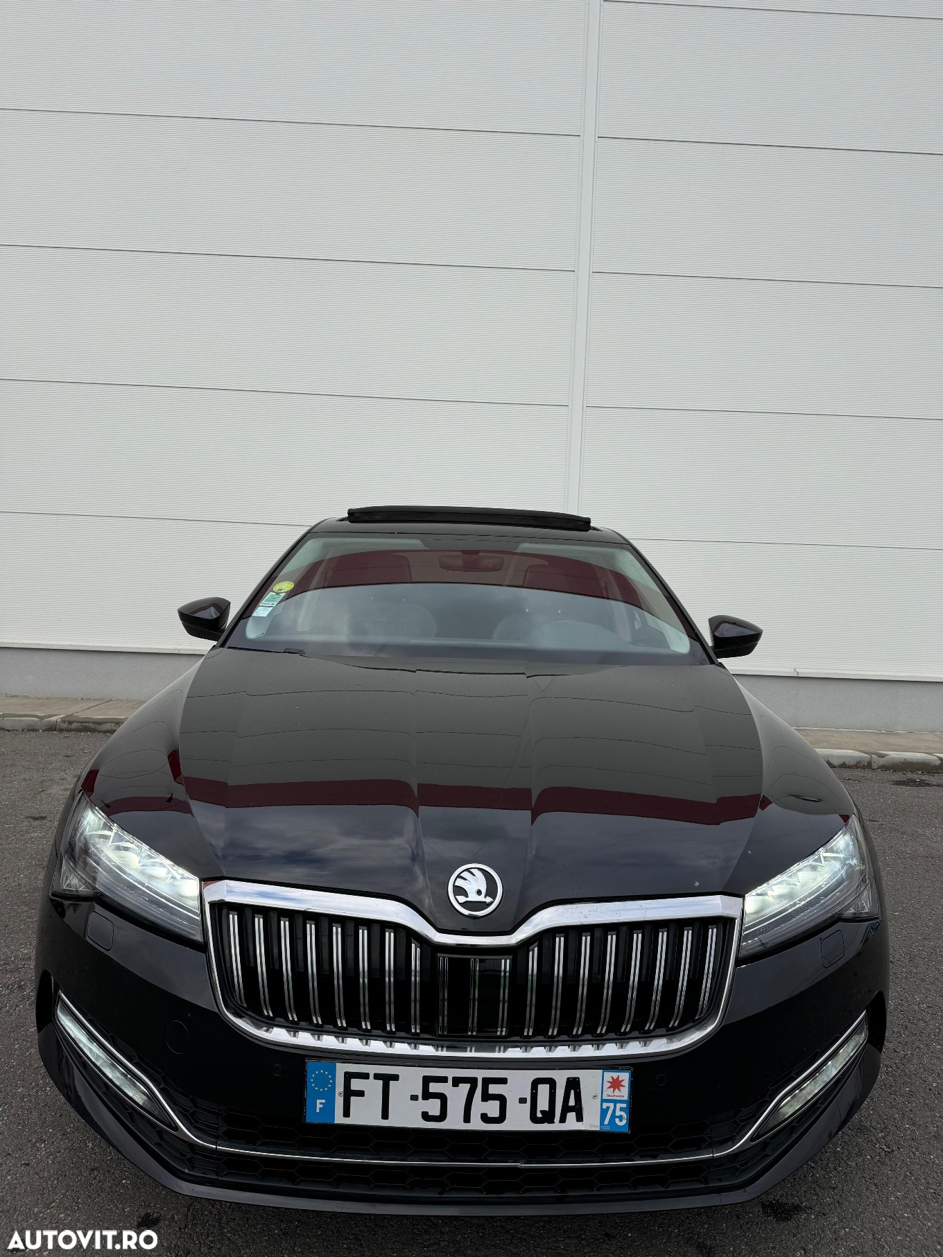 Skoda Superb 2.0 TDI DSG Ambition - 28