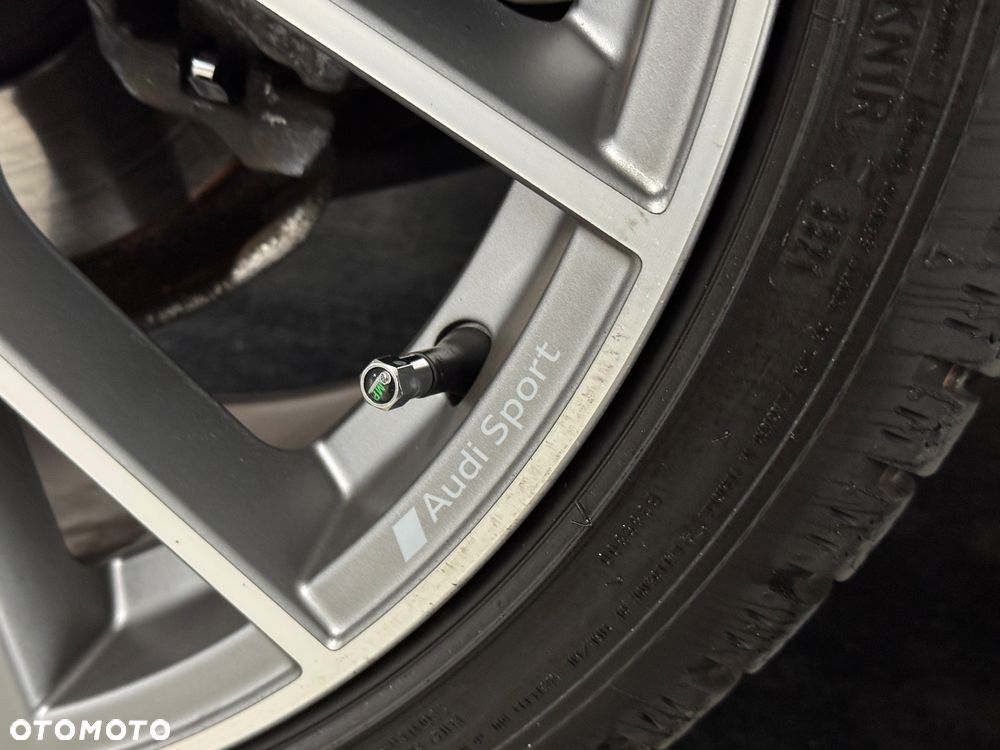 Audi A4 Avant 40 TDI quattro S tronic S line - 18