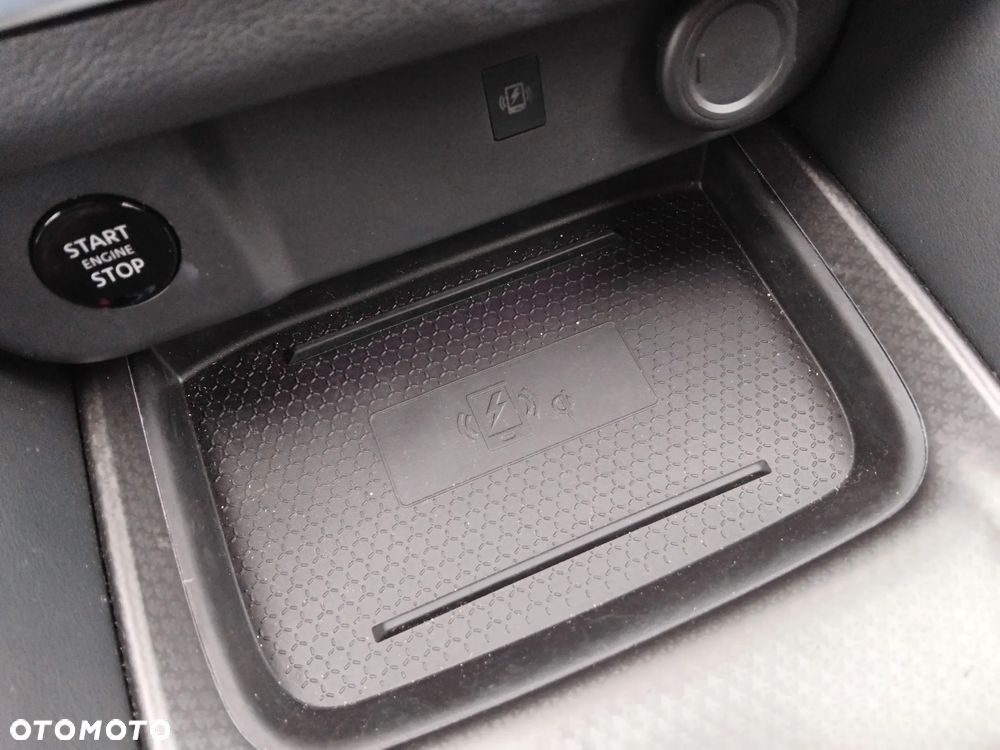 Nissan Qashqai 1.3 DIG-T MHEV N-Connecta Xtronic - 15