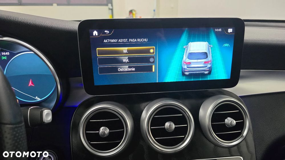 Mercedes-Benz GLC 300 de 4-Matic Business Edition - 29