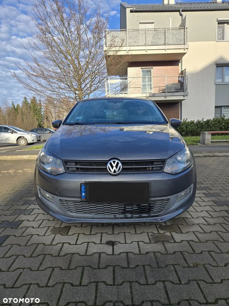 Volkswagen Polo 1.6 TDI DSG Life - 4