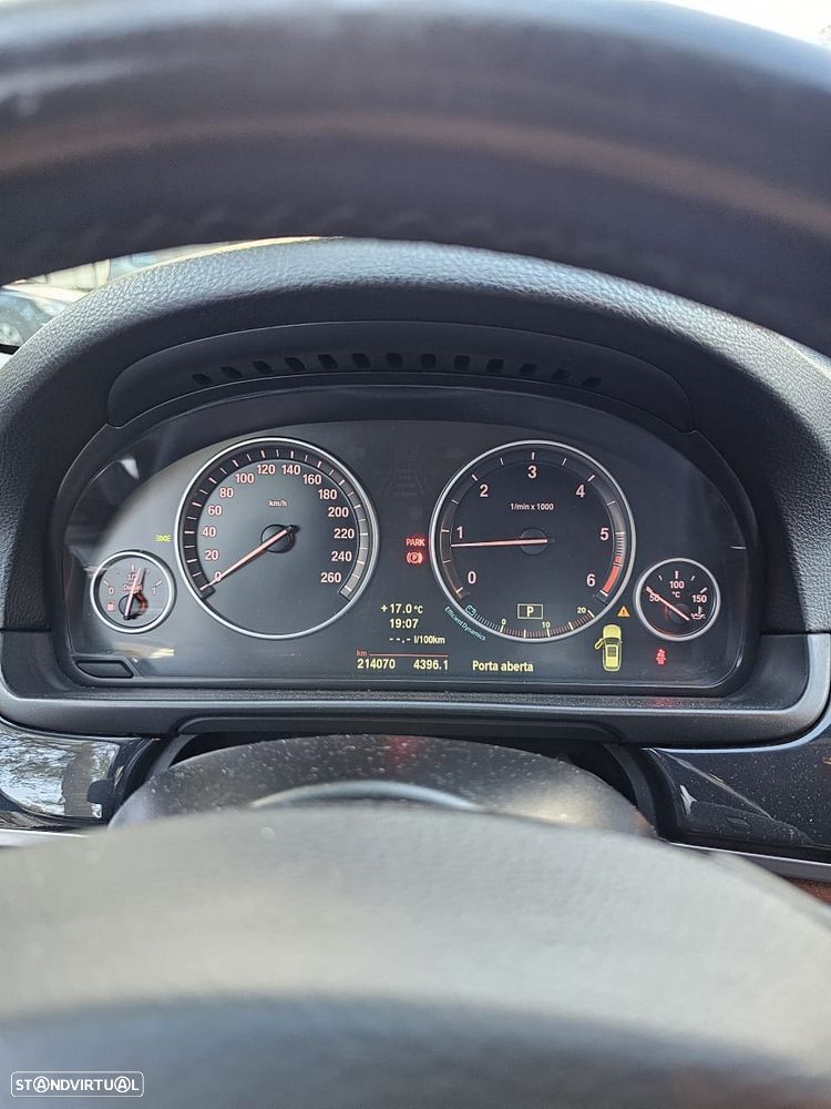 BMW 520 d Line Luxury Auto - 13