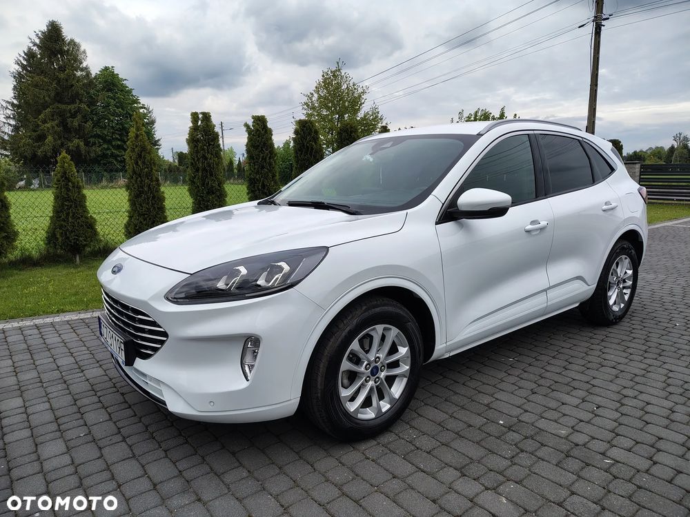 Ford Kuga 1.5 EcoBoost TITANIUM - 2