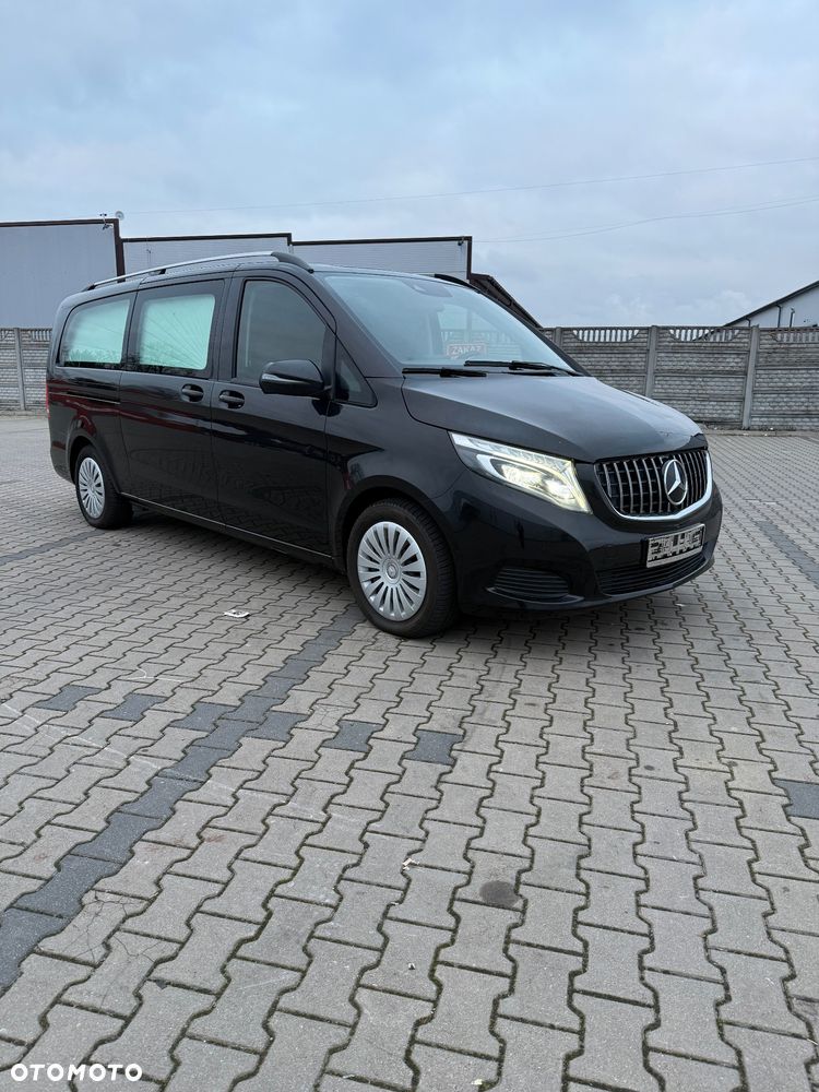 Mercedes-Benz Klasa V 220 d lang 4Matic 7G-TRONIC Exclusive Edition - 3