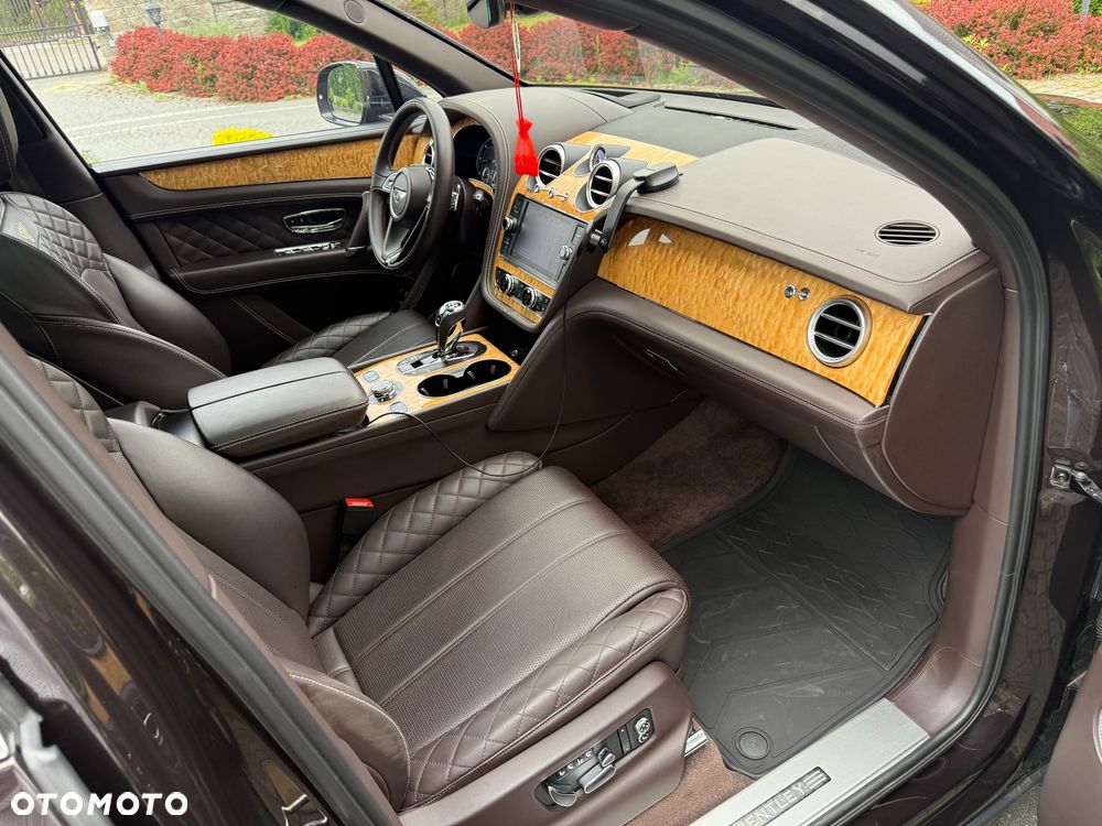 Bentley Bentayga - 14