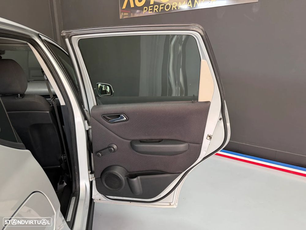 Mercedes-Benz A 180 CDI Avantgarde DPF Special Edition - 22