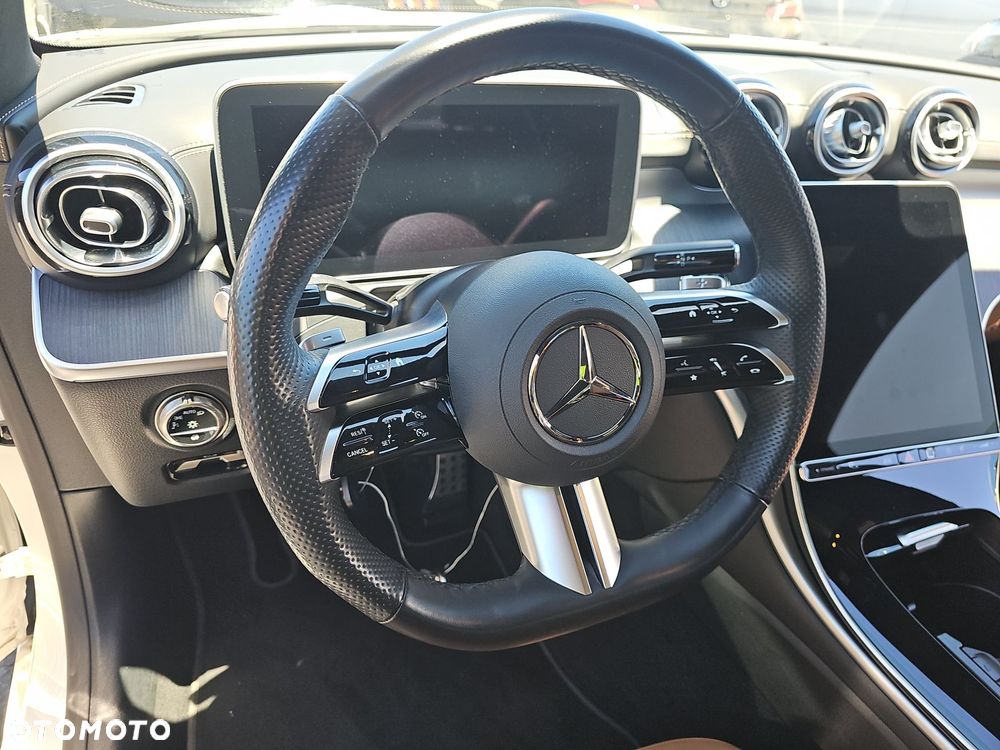 Mercedes-Benz CLE 300 4Matic 9G-TRONIC Edition AMG Line - 9