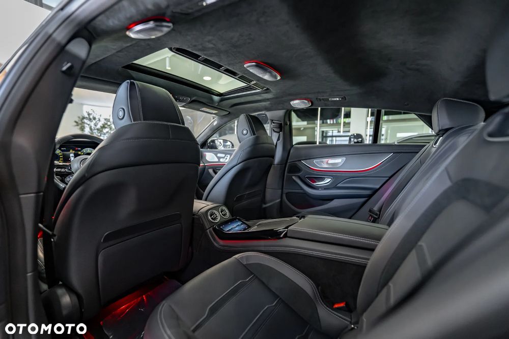 Mercedes-Benz AMG GT 63 S 4-Matic+ - 31