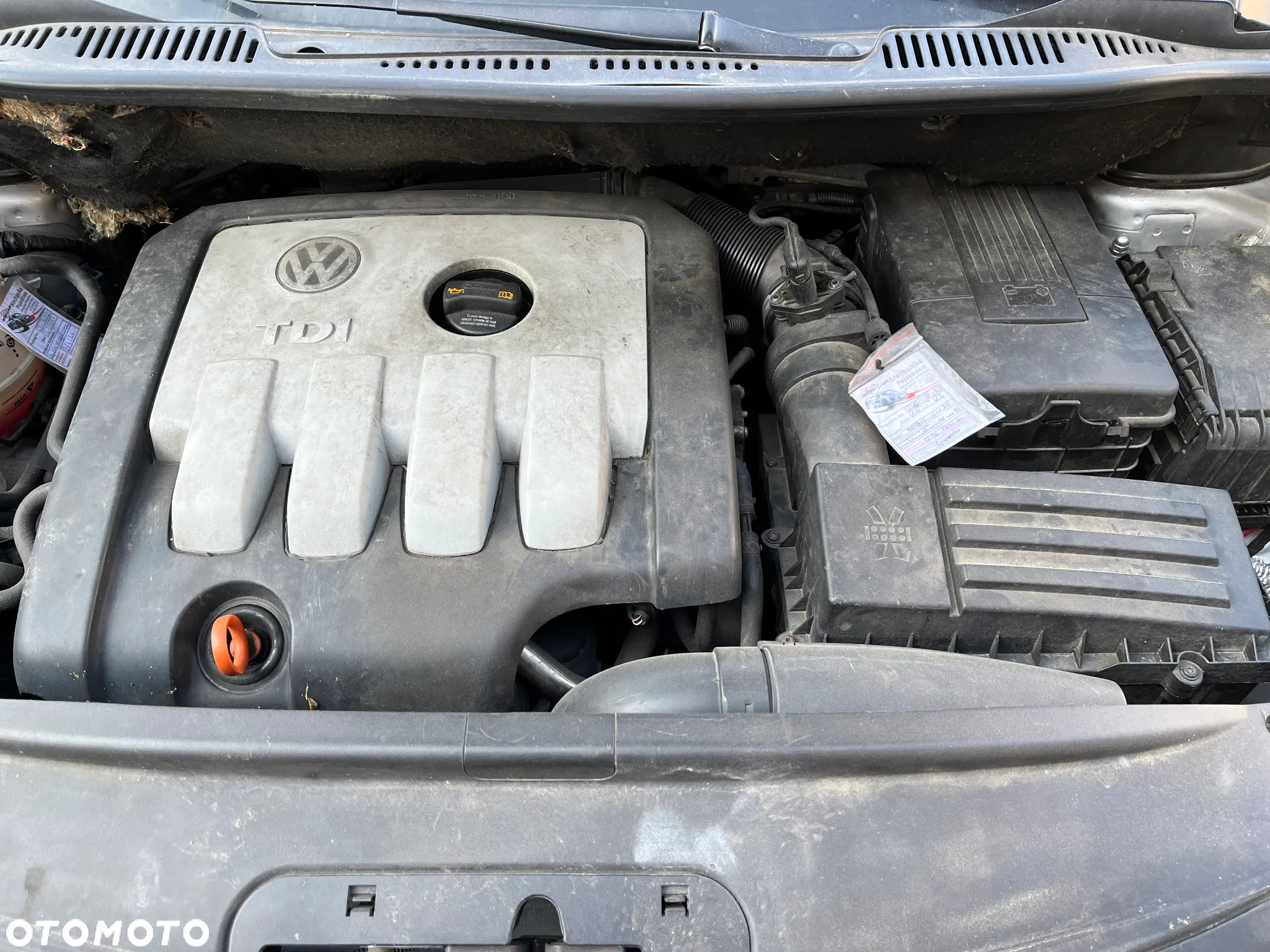 Volkswagen Touran - 6