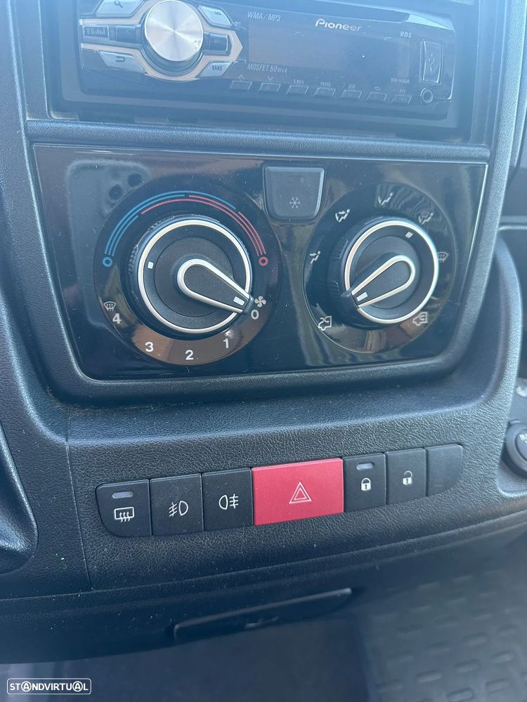 Rapido Serie 6F 691 cama central - 35