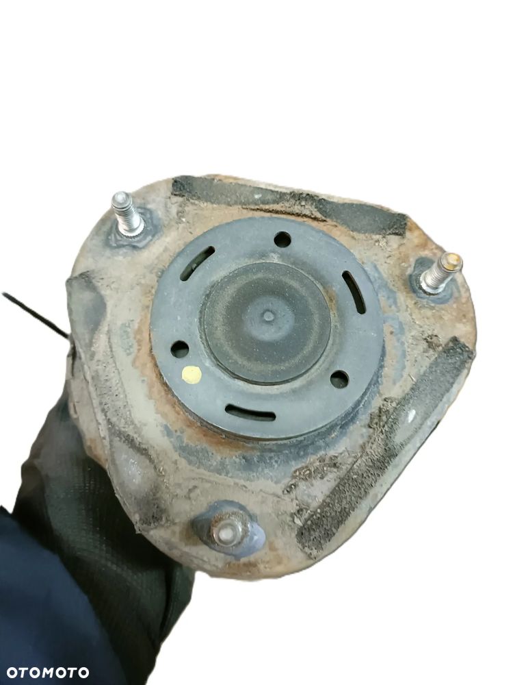 TOYOTA AVENSIS T25 03-09 2,0 D4D amortyzator prawy przód PP * - 4