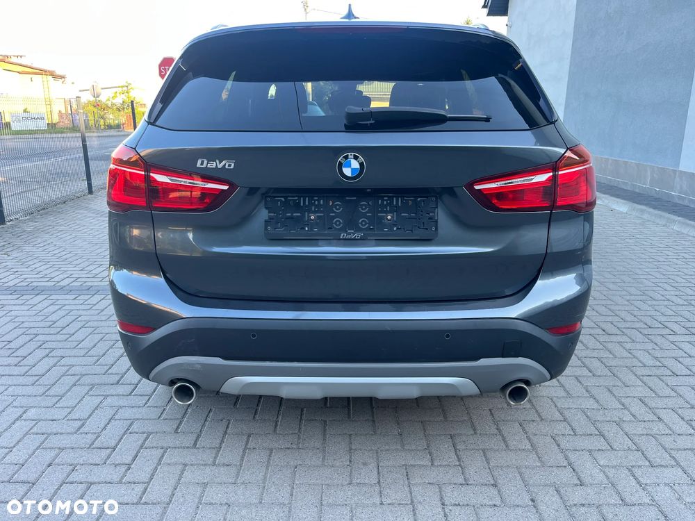 BMW X1 sDrive18d sport - 6
