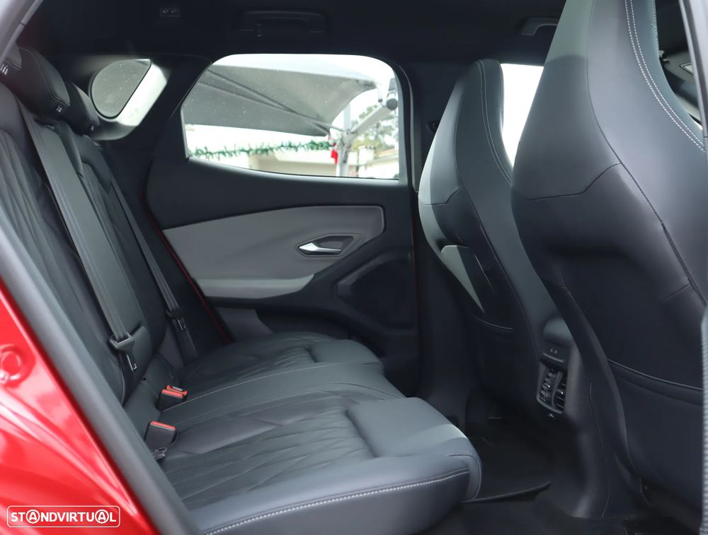 Ford Capri 79 kWh Premium AWD - 23