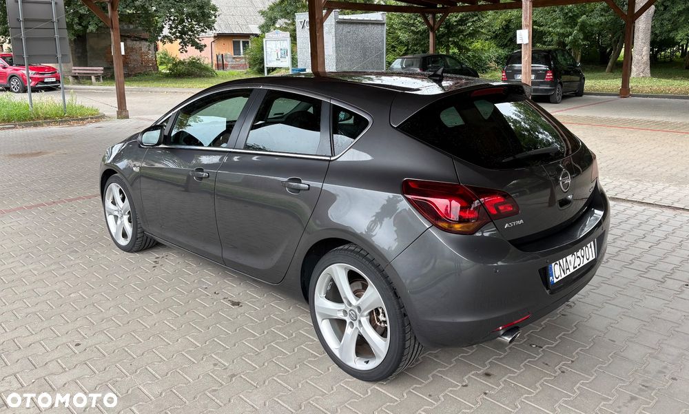Opel Astra 2.0 CDTI DPF - 3
