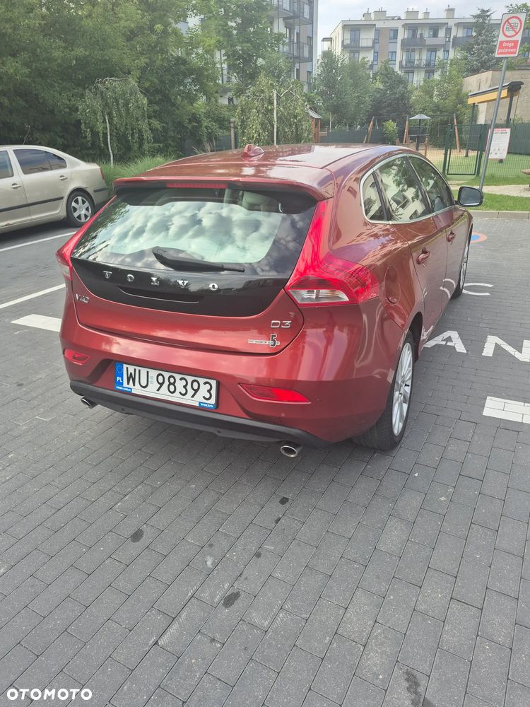 Volvo V40 D3 Summum - 12