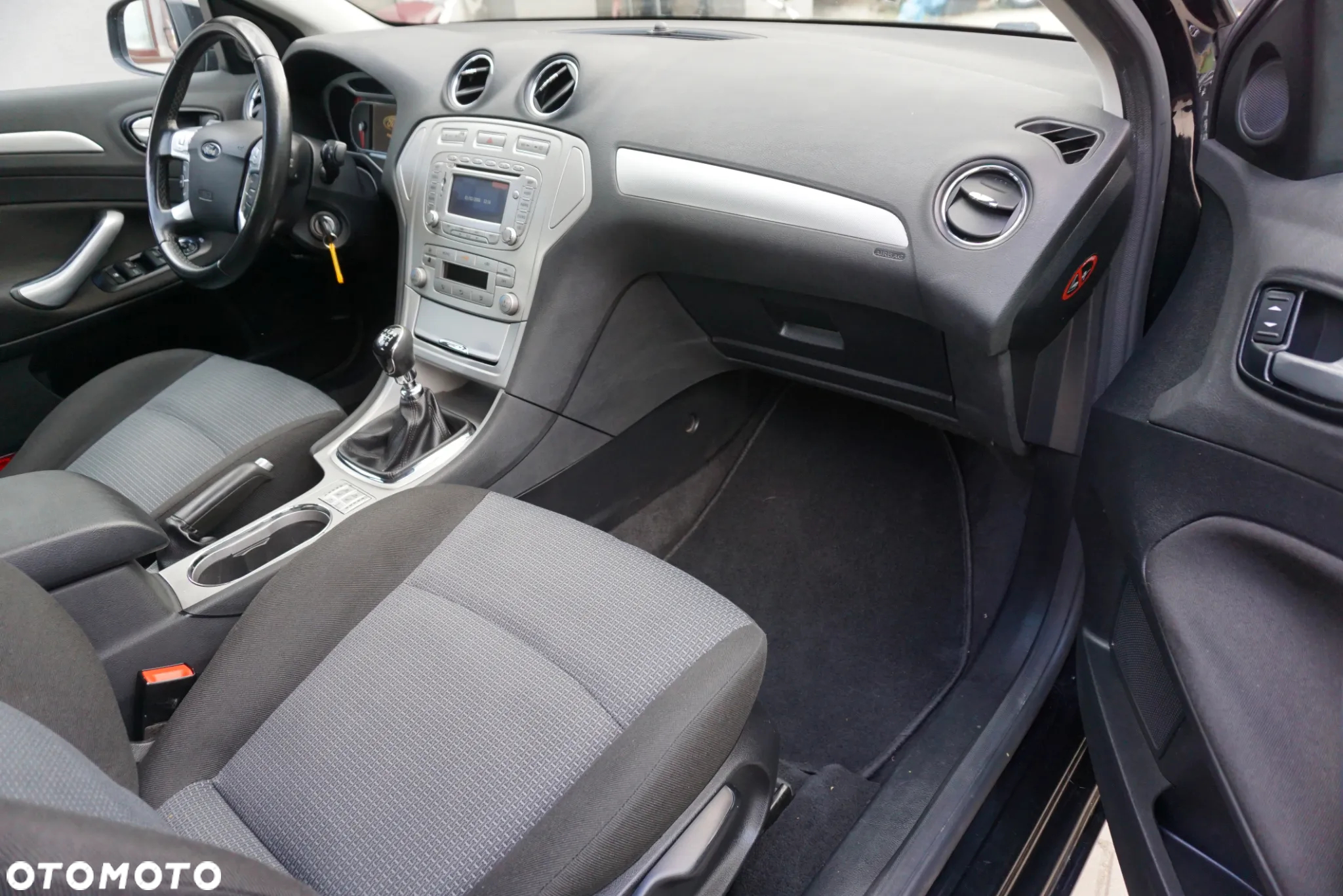 Ford Mondeo Turnier 2.0 TDCi Ghia - 14
