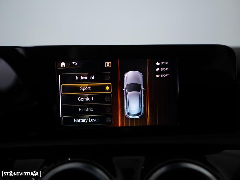 Mercedes-Benz A 250 e 8G-DCT Progressive - 32