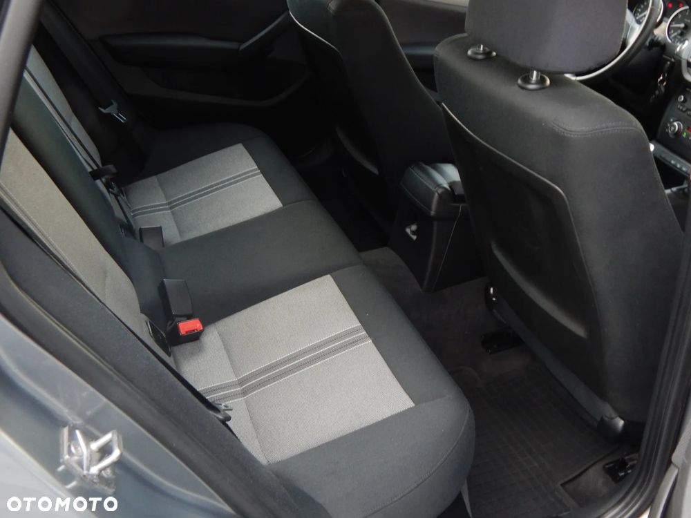 BMW X1 sDrive18i xLine - 22