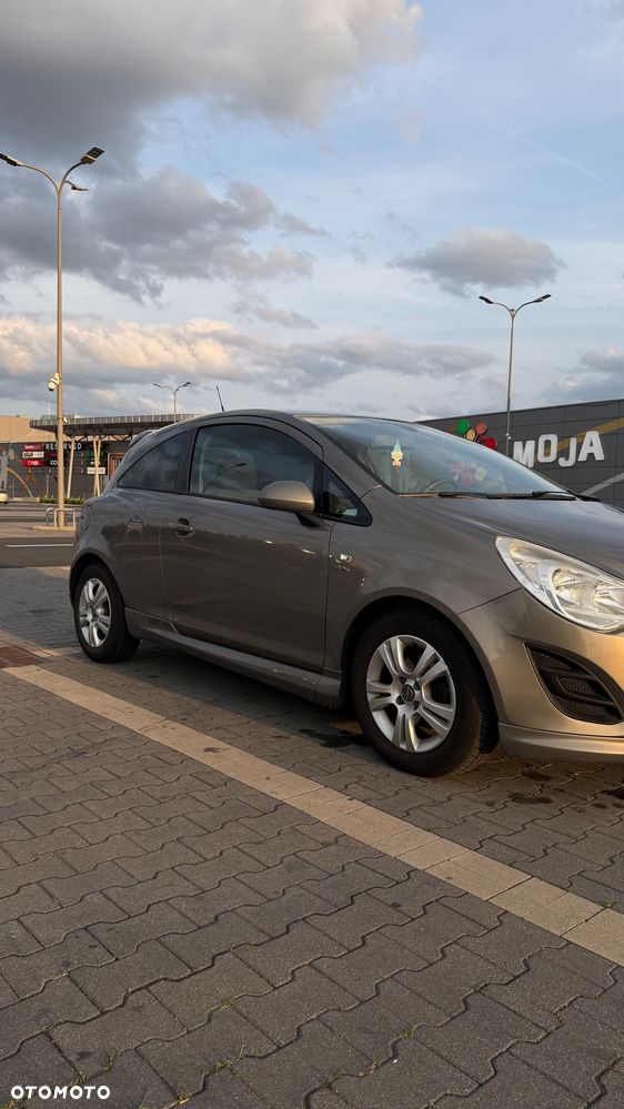 Opel Corsa - 3