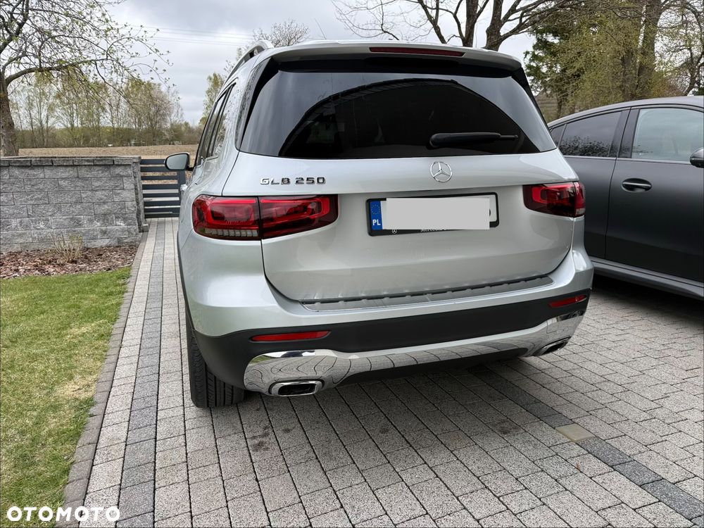 Mercedes-Benz GLB 250 4-Matic Edition 1 8G-DCT - 6