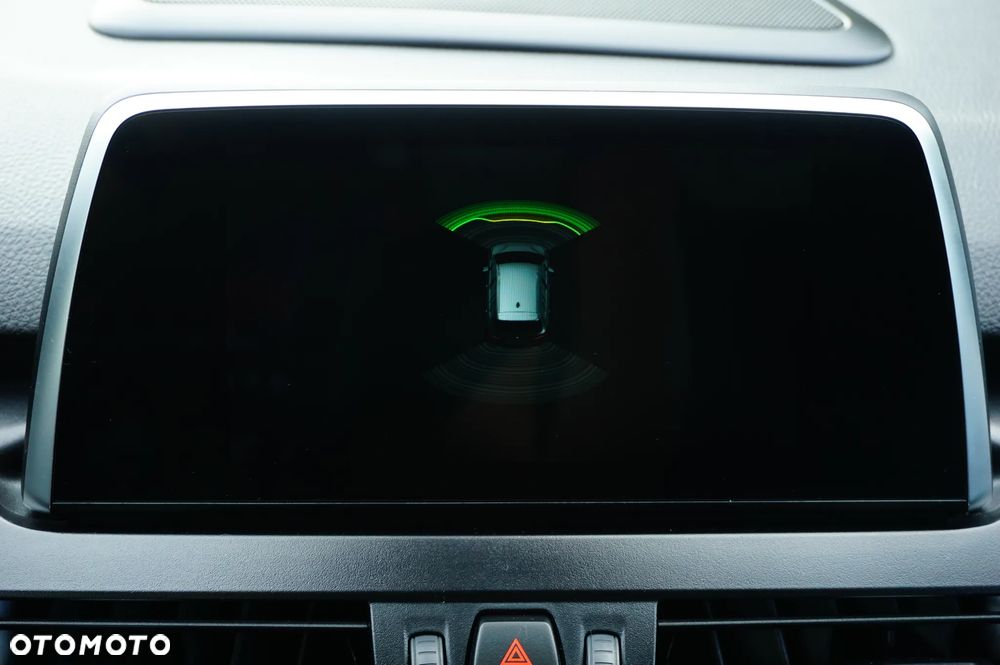 BMW Seria 2 218i GT Advantage - 28