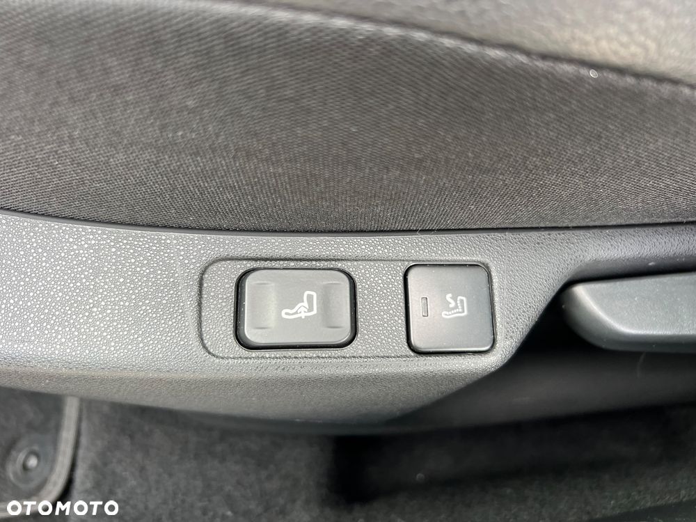 Citroën DS4 e-HDi 115 SoChic - 24