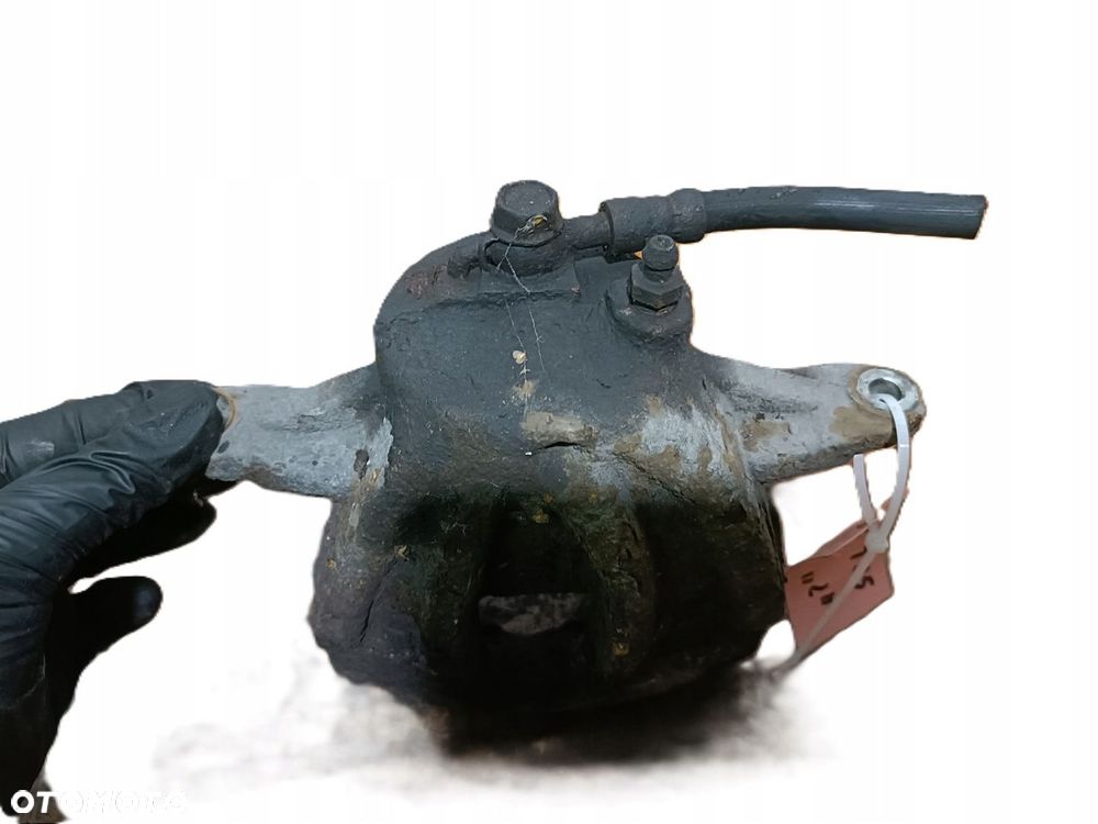 TOYOTA AVENSIS T25 03-09 ZACISK HAMULCOWY LEWY PRZÓD LP * - 2