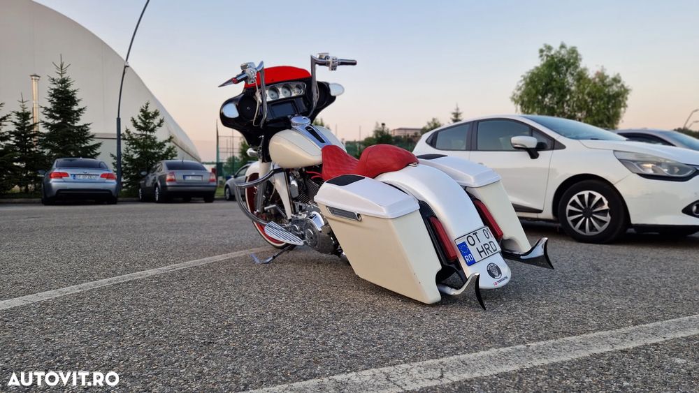 Harley-Davidson S Street Glide Special - 4