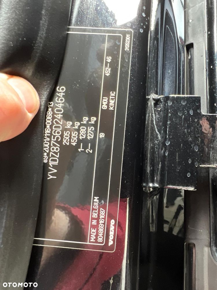 Volvo XC 60 D4 AWD R-Design Kinetic - 25