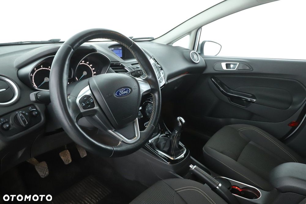 Ford Fiesta - 19