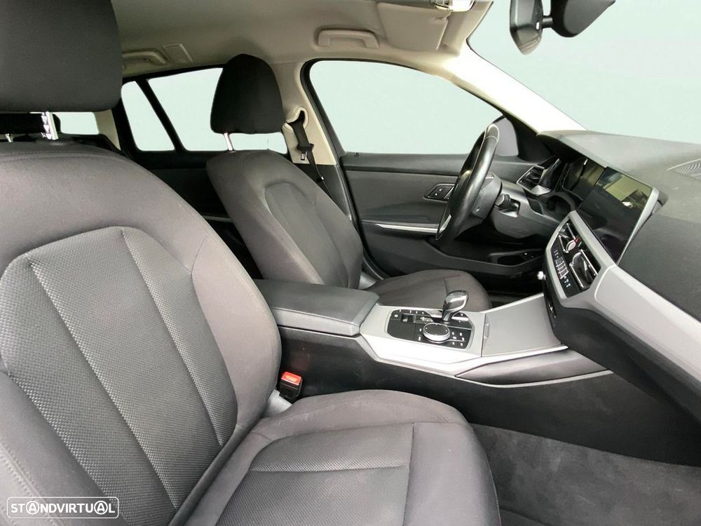 BMW 330 e Corporate Edition Auto - 21