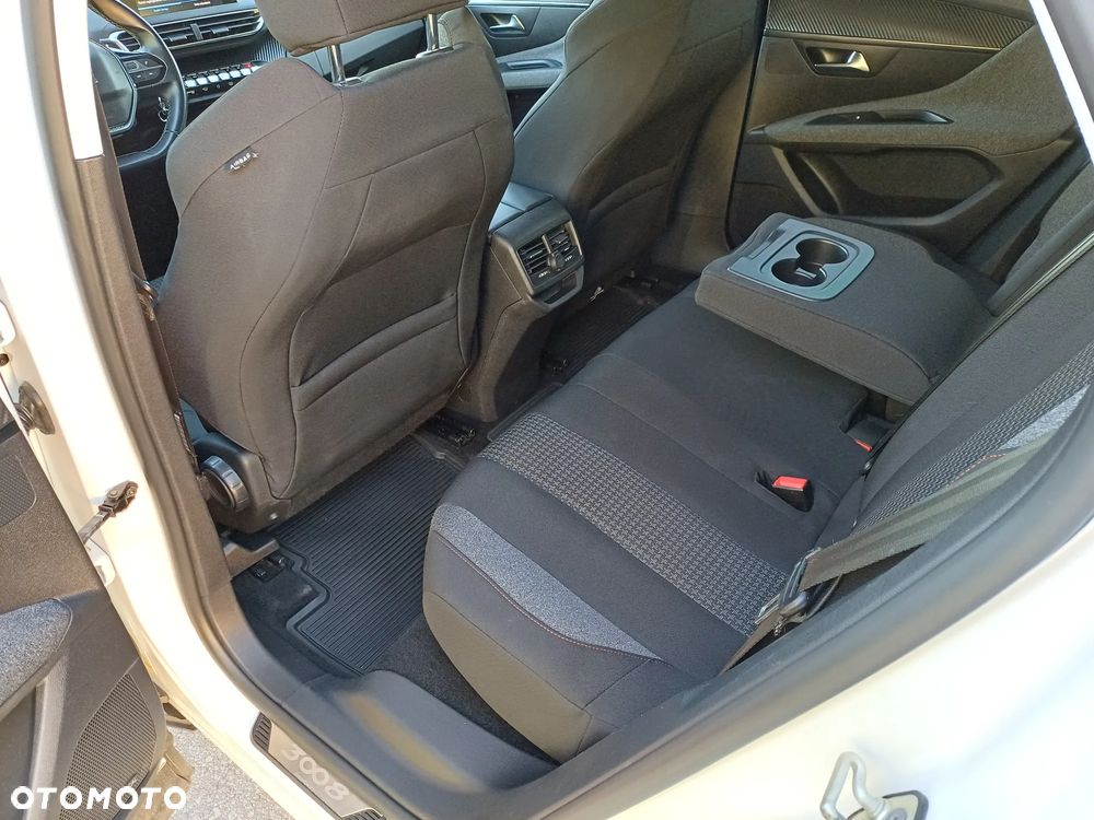 Peugeot 3008 BlueHDi 130 Stop & Start EAT8 Allure - 12