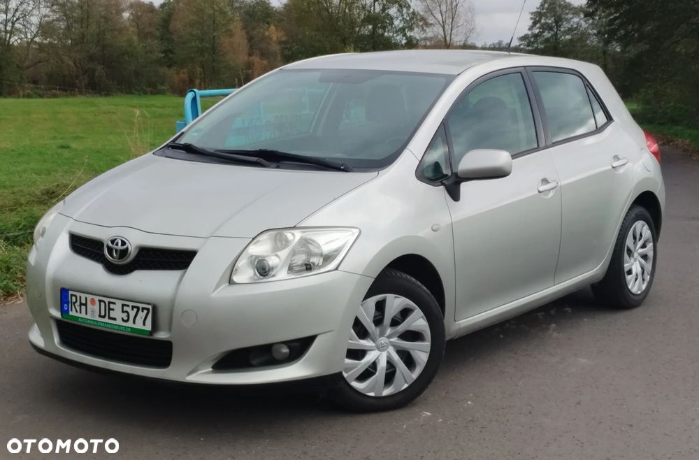 Toyota Auris 1.6 VVT-i Sol - 3