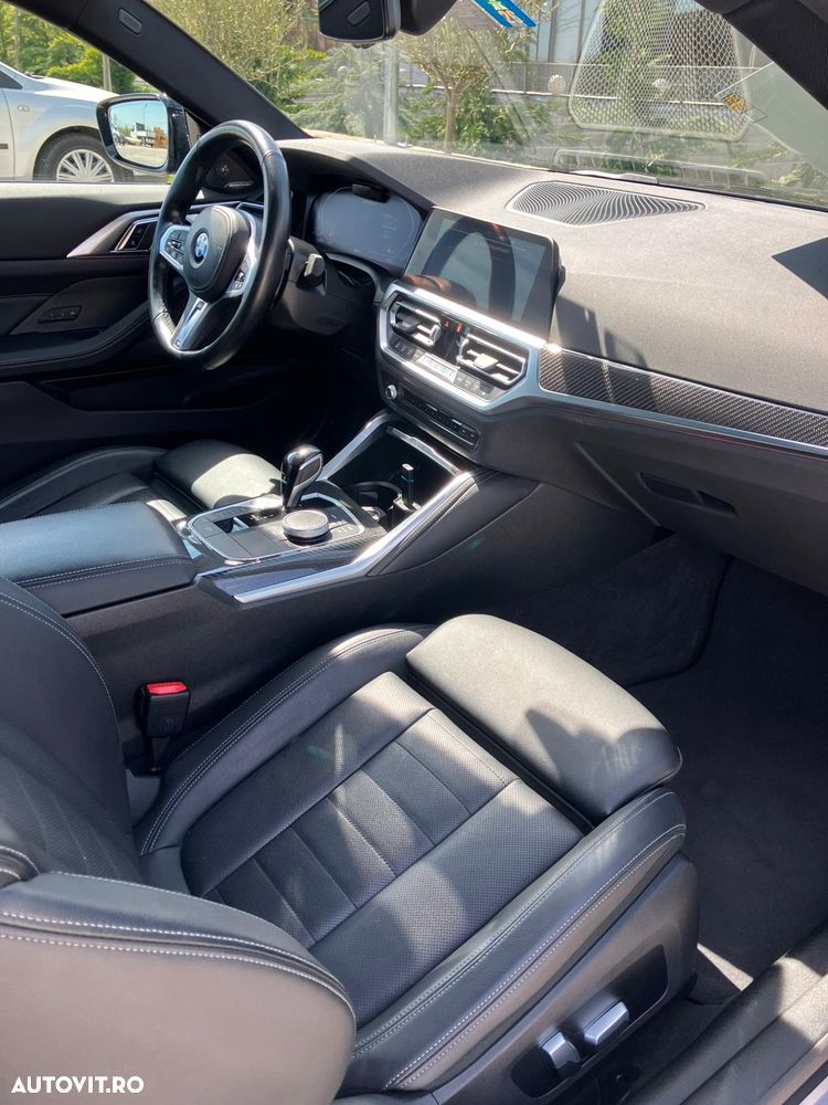 BMW M4 M440i xDrive - 9