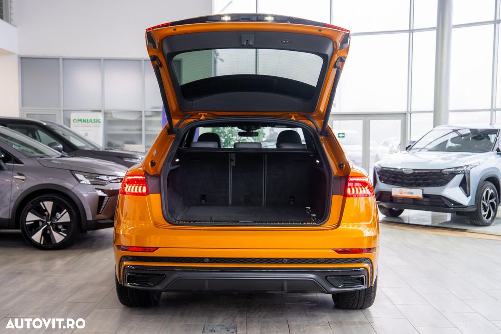 Audi Q8 55 TFSIe quattro tiptronic - 14