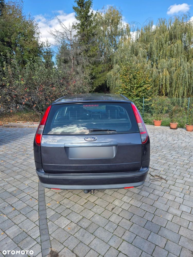 Ford Focus 1.6 Comfort - 4