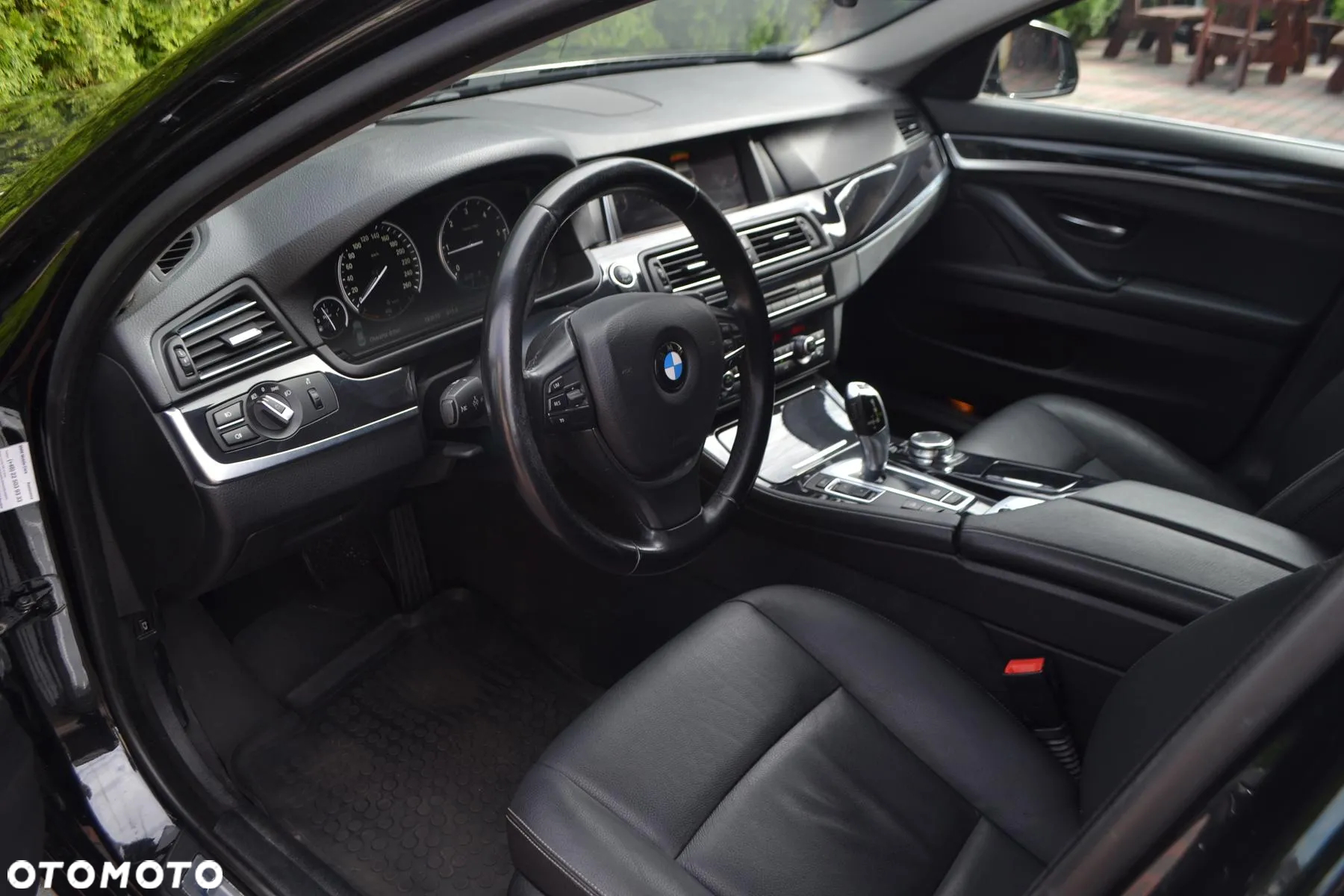 BMW Seria 5 520d xDrive Luxury Line - 16