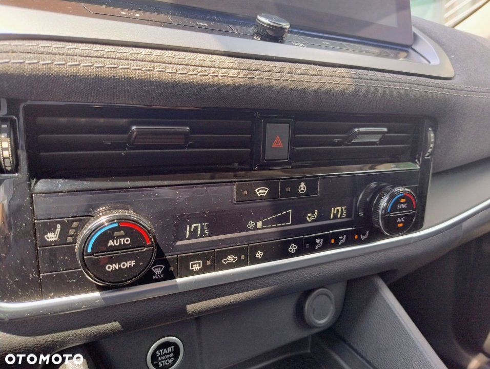 Nissan Qashqai - 16