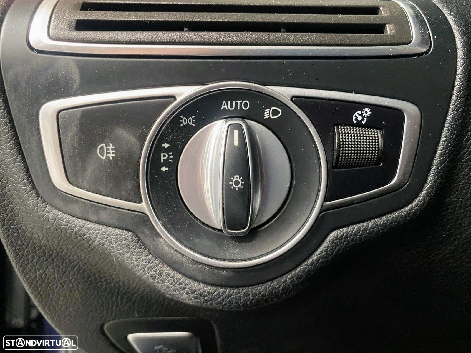 Mercedes-Benz C 300 - 23