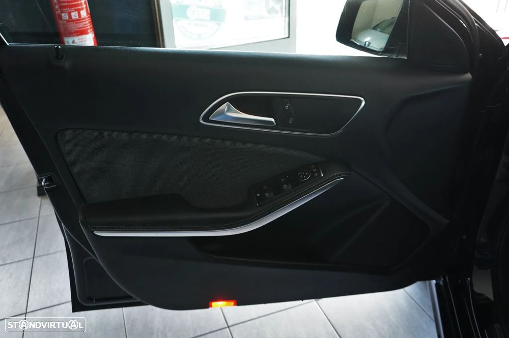 Mercedes-Benz A 180 d Urban - 24