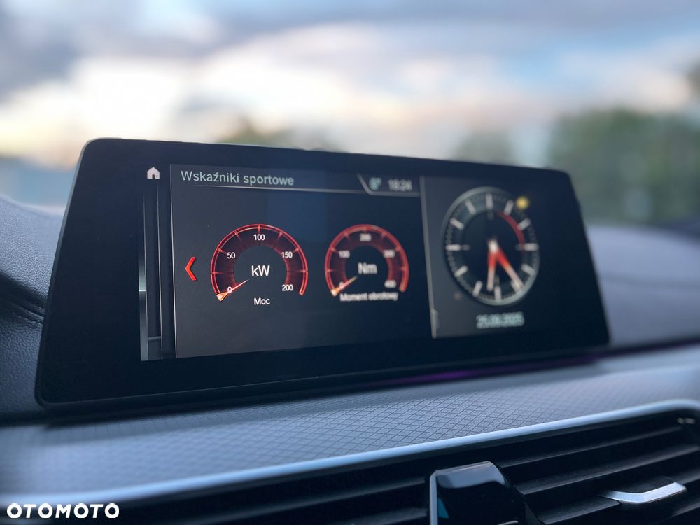 BMW Seria 5 530i xDrive M Sport sport - 19