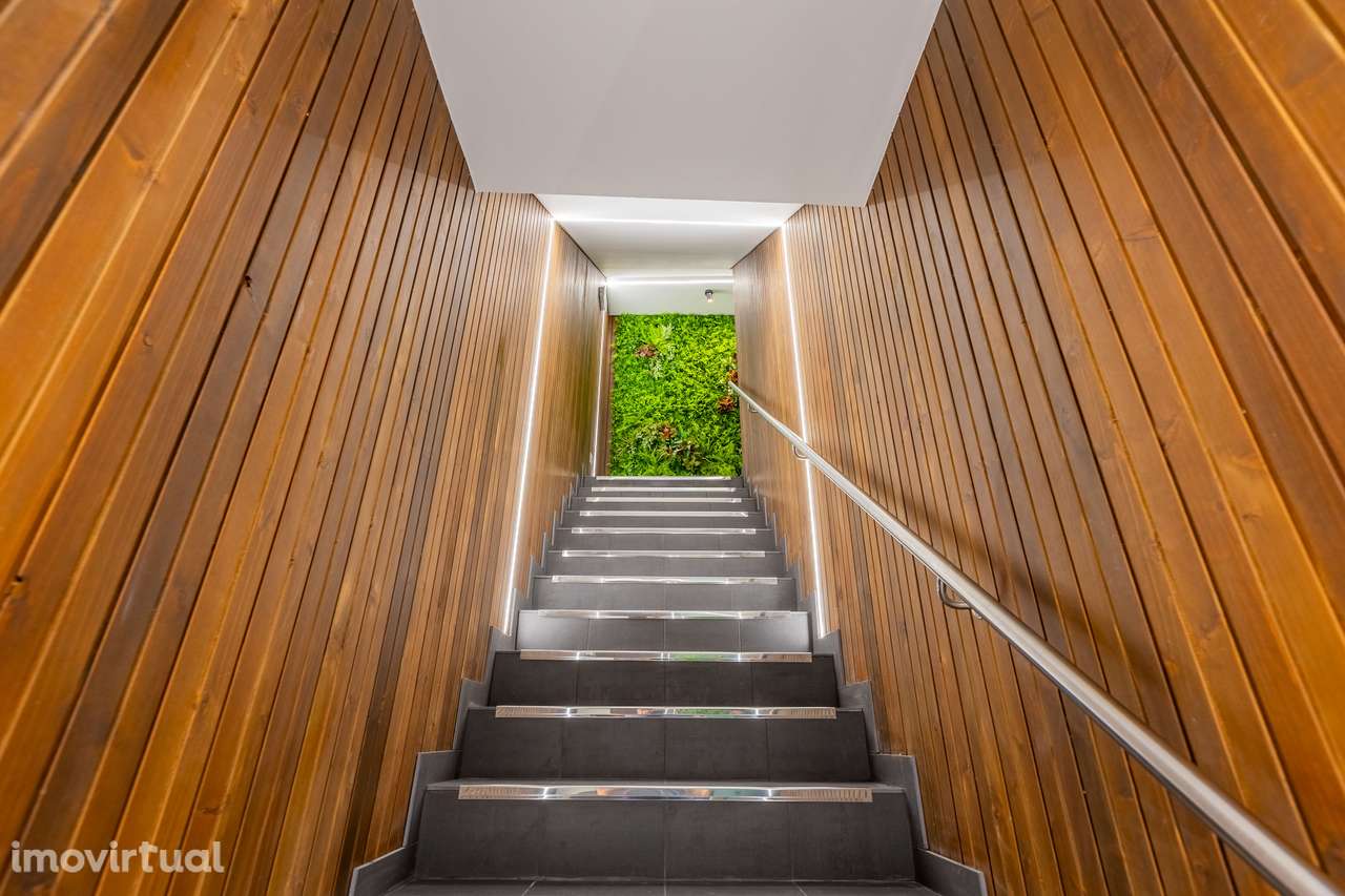 Apartamento Duplex - Centro de Ponta Delgada - Grande imagem: 2/33