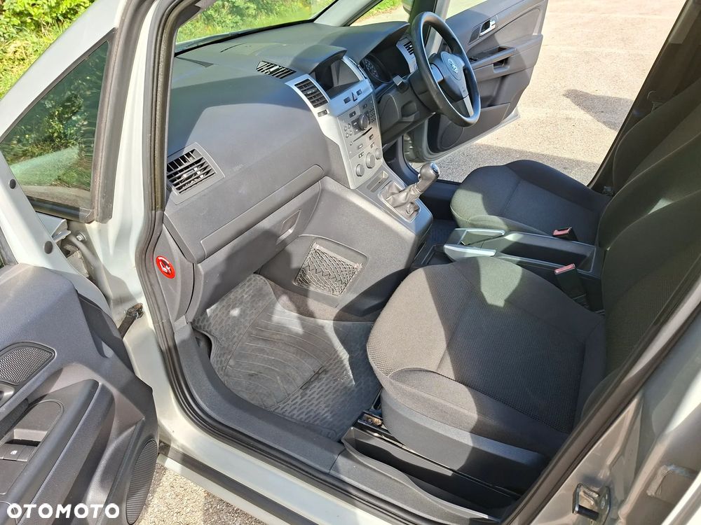 Opel Zafira 1.7 CDTI ecoFLEX Family - 16