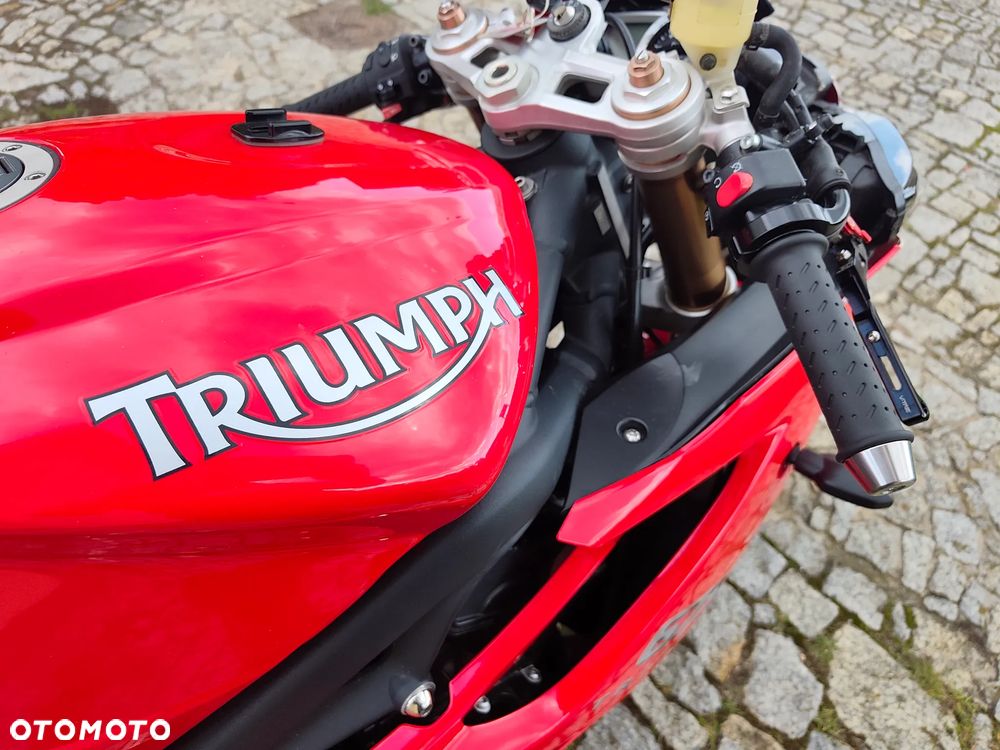 Triumph Daytona - 14