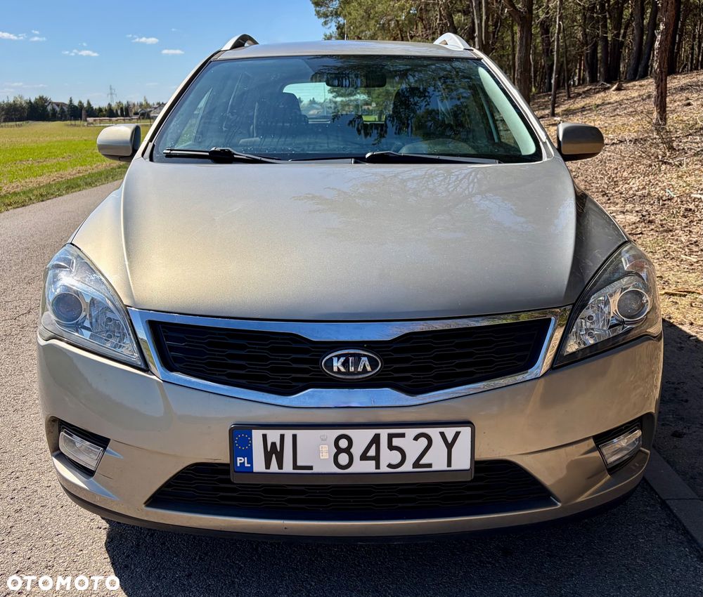 Kia Ceed 1.4 Comfort + - 6