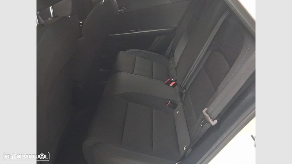 MG MG4 51 kWh Standard - 15