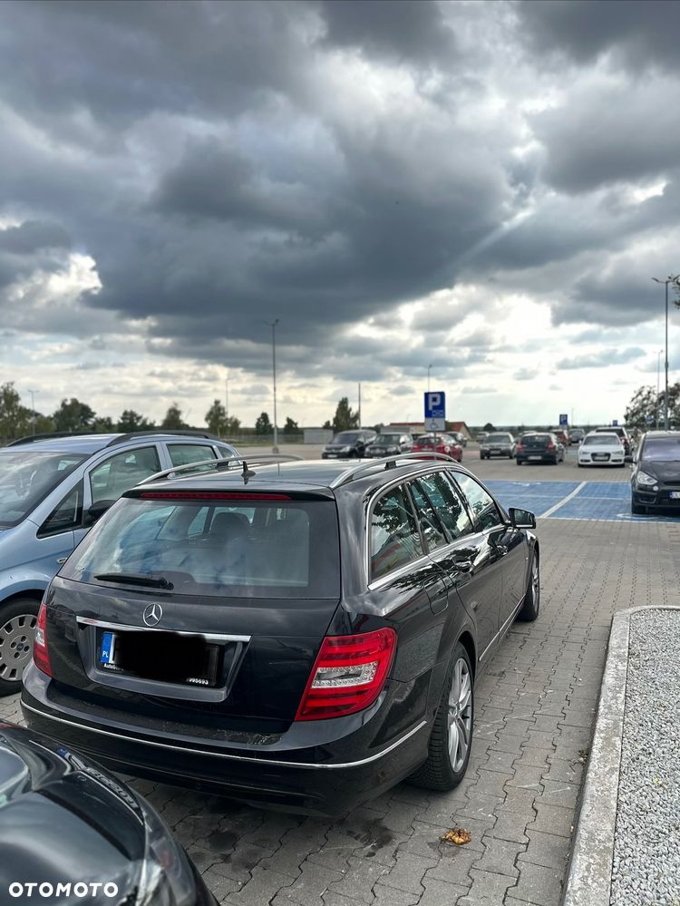 Mercedes-Benz Klasa C 220 CDI DPF Automatik BlueEFFICIENCY Avantgarde - 7