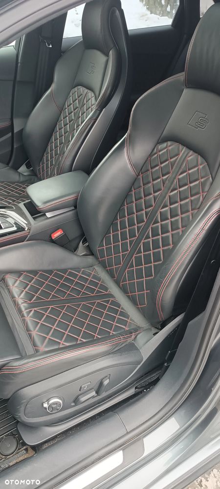 Audi S4 Limousine - 25