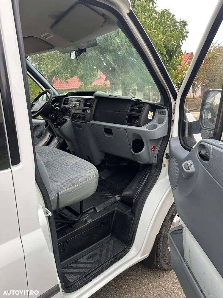 Ford Transit Doka 4x4 - 2014 - 2.2D 125CP E5 - Clima * Sirocou - 6